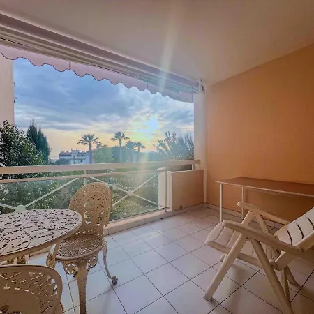 Terrasse Vue - A Quelques Minutes De Cannes